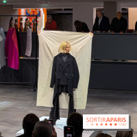 Le Musée Vivant de la Mode d'Olivier Saillard : exposition-performance à la Fondation Cartier