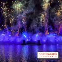 Disneyland Paris : Disney Cascade of Lights, le spectacle nocturne sur Adventure Bay