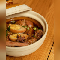 SEP LAÏ à Paris : aperçu des spécialités laotiennes proposées à la carte - Parce que chez Sep Laï, nous aimons vous faire découvrir des saveurs dici et dailleurs, nos in