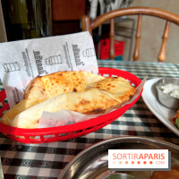 Gourou - Cheese naan