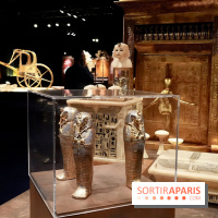 Vitrine d’objets funéraires de Toutânkhamon - Toutankhamon : son tombeau et ses trésors