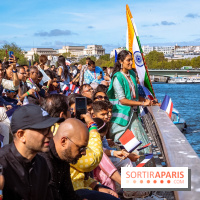 Défilé flottant sur la Seine : le Jal Yatra à Paris, les photos