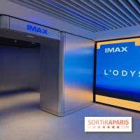 Entrée IMAX dans le hall du cinéma