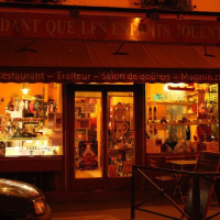 Pendant que les enfants jouent