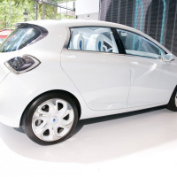 Atelier Renault, Exposition, Restaurant, Bar, Lounge, Voitures électriques