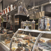Jeanne B : épicerie rôtisserie