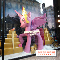 Les vitrines de Noël des Galeries Lafayettes 2015