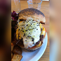 Cheeseburger aux jeunes pousses, Super Nature