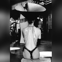 Lido Normandie,  Danseuse en costume