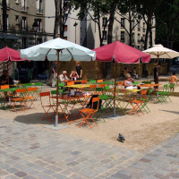 Terrasse à Paris Plage La Villette