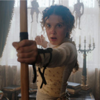 Enola Holmes, avec Millie Bobby Brown, sur Netflix : critique et bande-annonce