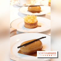 Bûche de Noël toupie du Shangri-La Paris 2017