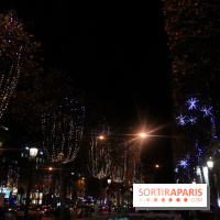 Illuminations des Champs Elysées 2017 avec Lily Rose Depp