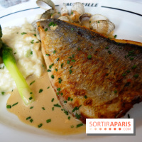 Le Vaudeville à Paris : cuisine traditionnelle et fruits de mer pour la brasserie centenaire