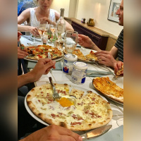 Ouverture de Gianni: la nouvelle pizzeria du 18ème où l'on chante!