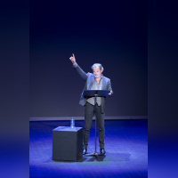 Christophe Alévêque revient bien sûr au Théâtre du Rond-Point