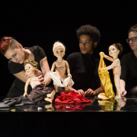 Gaëlle Bourges se lance dans le spectacle pour enfants : Le Bain 