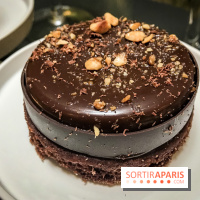 Tea-time Hotel Duo by Kevin Lacote