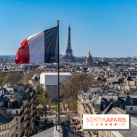 visuel Paris visuel  -  France - Tour Eiffel - drapeau