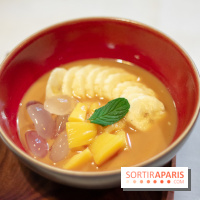 Djakarta-Bali : coupe kolak (banane, fruit de jaquier, fruit de palmier dans du lait de coco et sucre de palme)