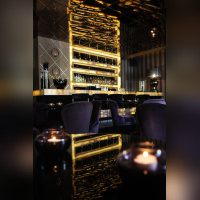 L'Arc à Paris - Le restaurant bar Club