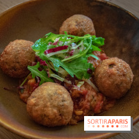 Mavrommatis Passy bouscule le 16e avec son bistrot aux saveurs grecques