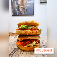 Noo York Hot Dog Bagel