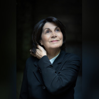 Claire Gibault, une cheffe d'orchestre engagée, les photos