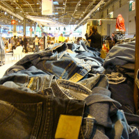 Who's Next 2009 - Fripperie