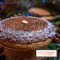 Photos : Bûche de Noël du Plaza Athénée 2021 et galette des rois 2022