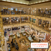 Photos : les vitrines et décorations de Noël du Bon Marché 2021