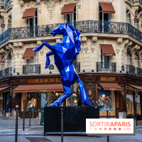 Exposition de Richard Orlinski avec Georges V et sur les Champs-Elysées