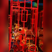 Le BHV illuminé par Beth Ditto et Jean-Charles de Castelbajac - Noël 2009