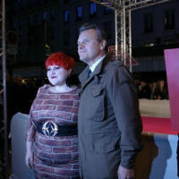 Le BHV illuminé par Beth Ditto et Jean-Charles de Castelbajac - Noël 2009