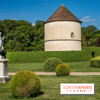 Le Château de Breteuil, ses jardins remarquables et contes de Perrault 