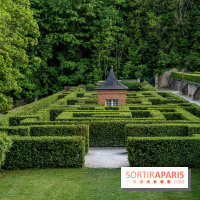 Le Château de Breteuil, ses jardins remarquables et contes de Perrault 