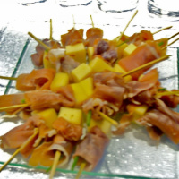 Le mardi 24 novembre, l'Atelier Renault organisait une soirée privée à l'occasion de la présentation de sa nouvelle Gordini. André en était l'invité d'honneur.