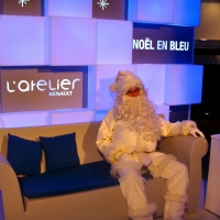 Le mardi 24 novembre, l'Atelier Renault organisait une soirée privée à l'occasion de la présentation de sa nouvelle Gordini. André en était l'invité d'honneur.