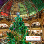 Les vitrines et sapin de Noël des Galeries Lafayette 2022