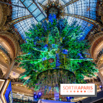 Les vitrines et sapin de Noël des Galeries Lafayette 2022