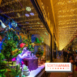 Les vitrines et sapin de Noël des Galeries Lafayette 2022