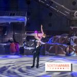 Noël Parc Astérix 2022, les animations - spectacle noel - patinage - Qui veut la peau du Père Noël ?