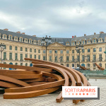 Les installations de Bernar Venet Place Vendôme