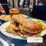 Tata Burger, le restaurant aux burgers en forme de zizi dans le Marais - 3FEFF729 25E8 4FF6 BAF2 E632A5DFD6A9