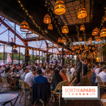 Le restaurant - terrasse Quai Ouest en mode estivale avec ses Dîners Braséro