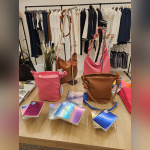 YLYS : la boutique de vêtements streetwear, unisexe, ou chics - univers rose