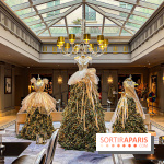 Sofitel Paris Le Faubourg décor de Noël 2023 - Robes sapin couture - image00004