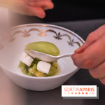 Le tea time du Bar à desserts de Ladurée Champs-Elysées -  A7C2309