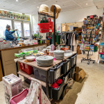 La Braderie solidaire ADM, les boutiques à Guyancourt - les photos