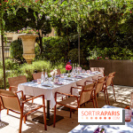 La terrasse jardin Summer de la Bauhinia au Shangri-La Paris